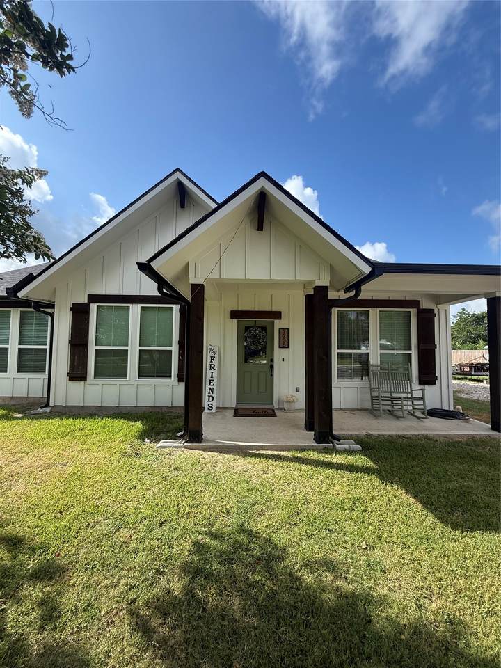 7235 Commerce Street - Photo 1
