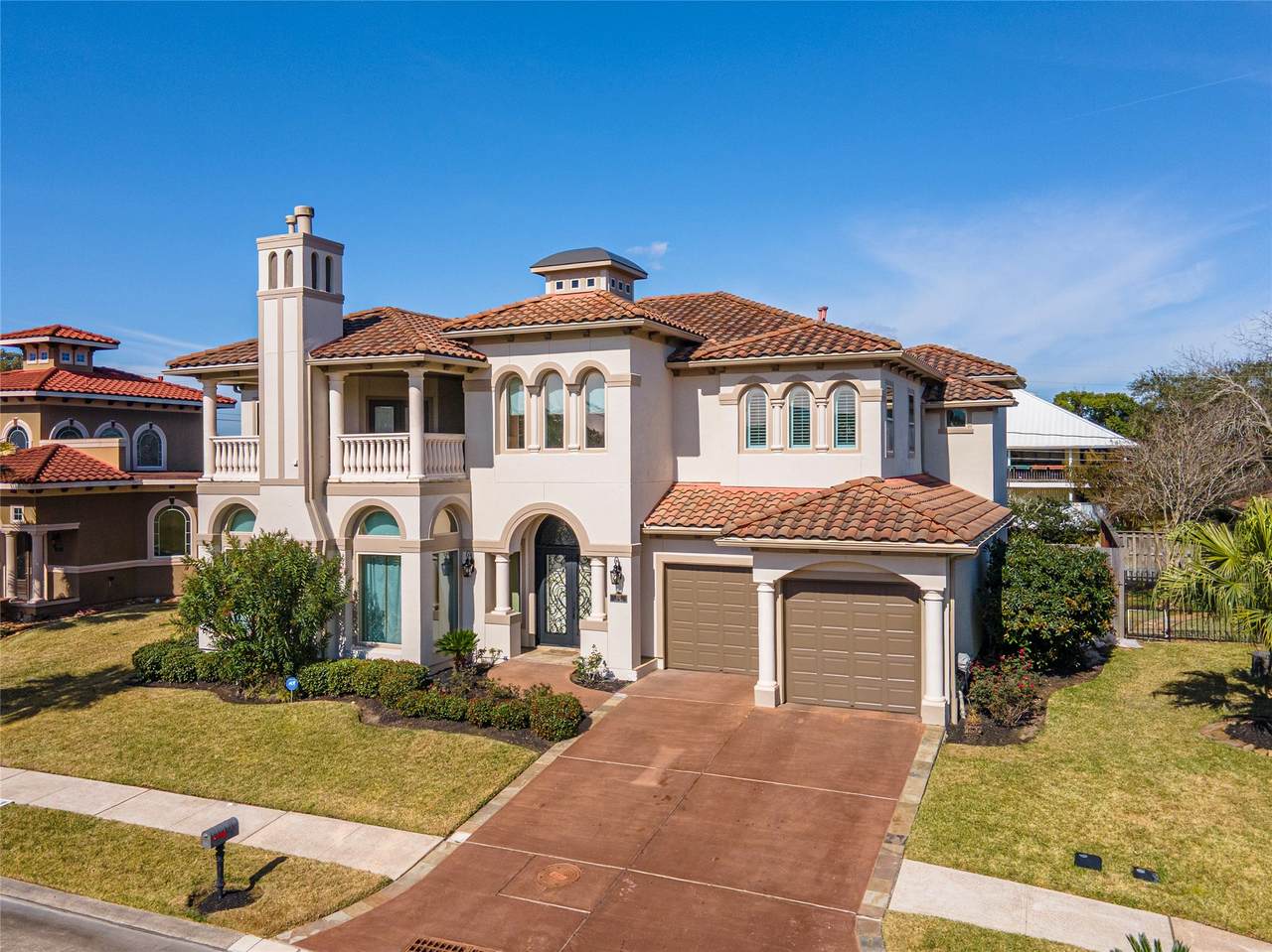 538 Villa Drive - Photo 1