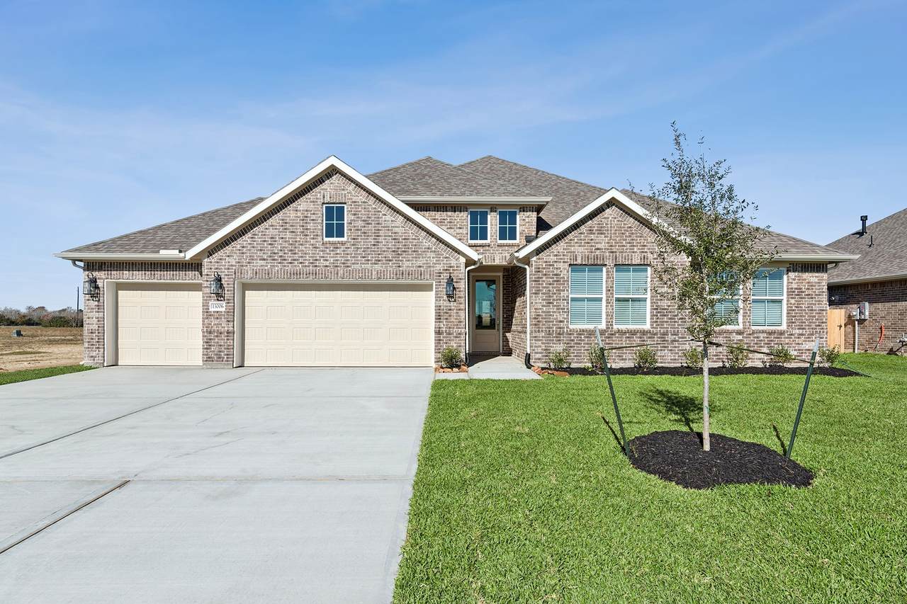 13006 Old Fashion Circle - Photo 1