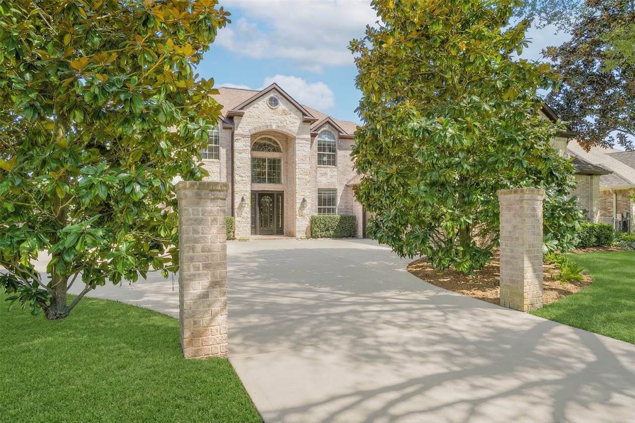 4302 Weston Drive - Photo 1