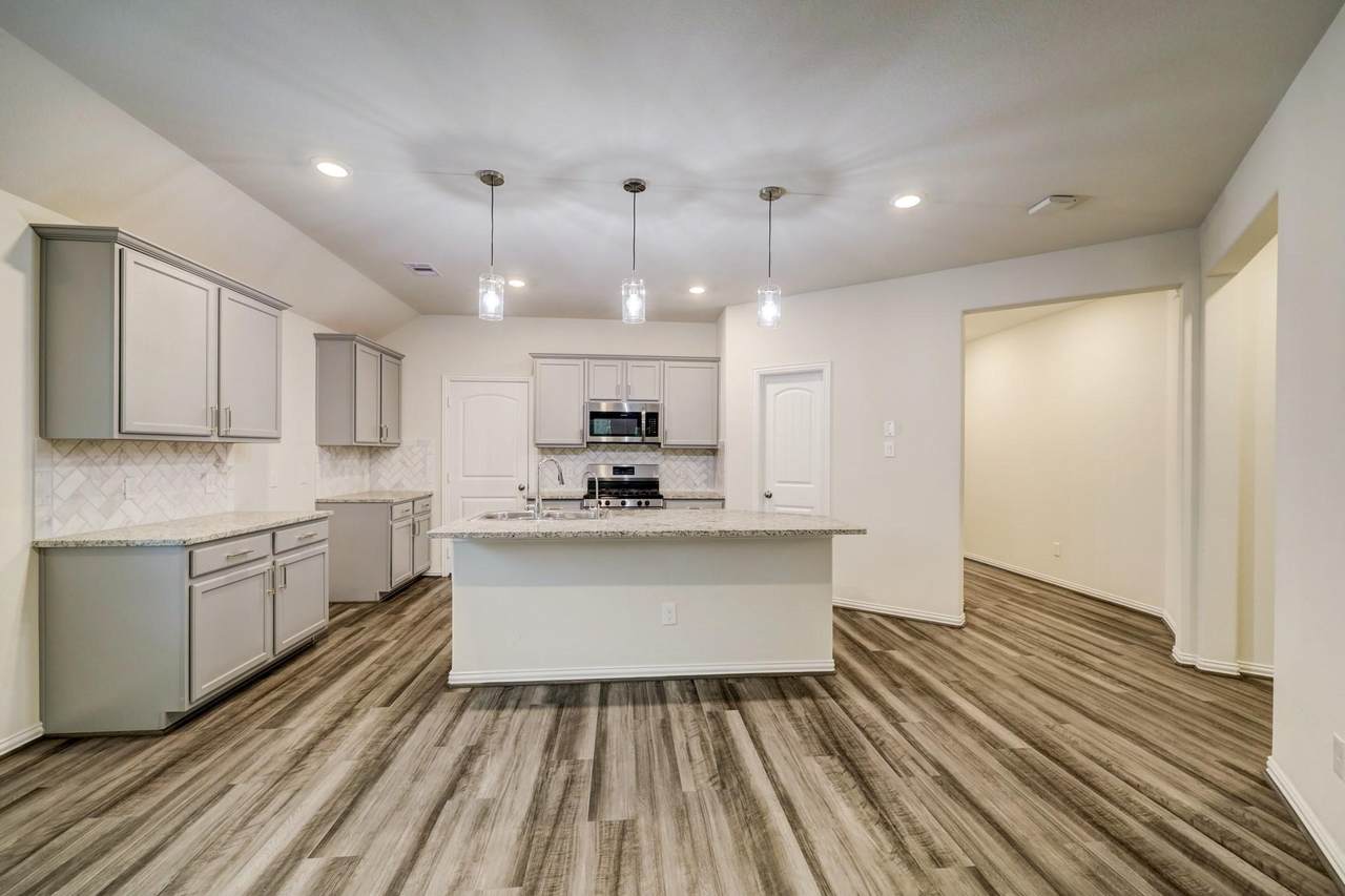 4619 Sequoia Echo Drive - Photo 1