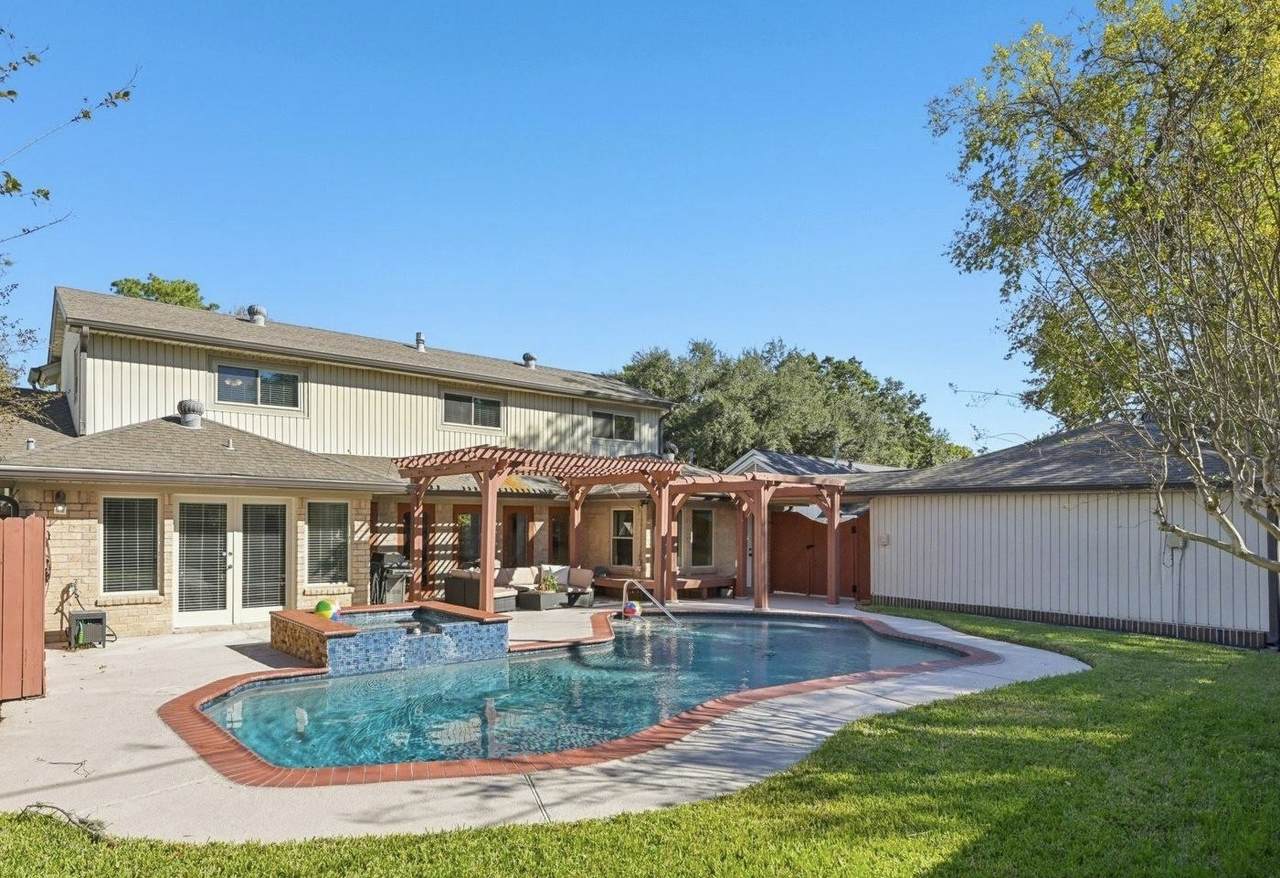 12527 Honeywood Trail - Photo 1