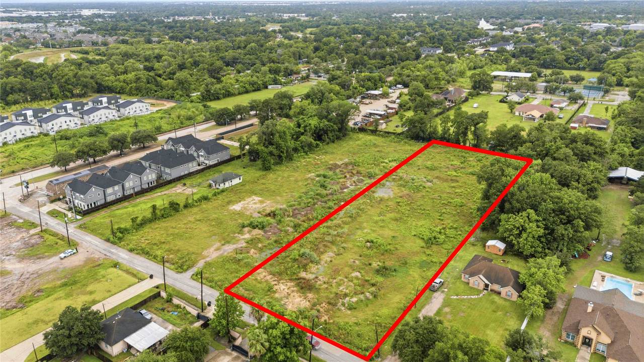 5903 Mansfield Landing Lane - Photo 1