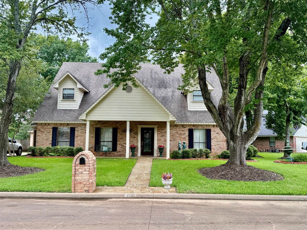 215 Enchanted Estates Drive - Photo 1
