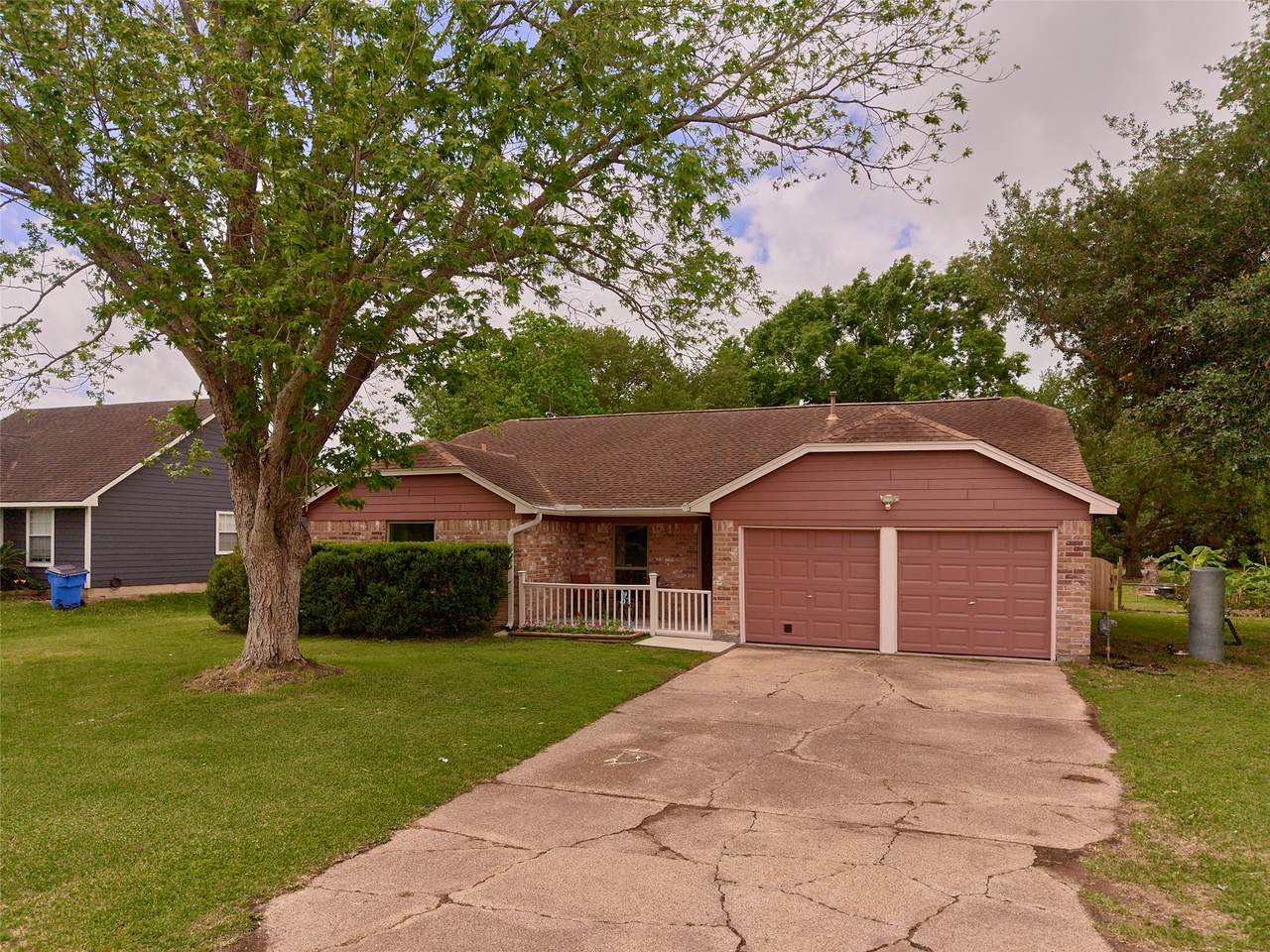 3979 County Road 962B - Photo 1