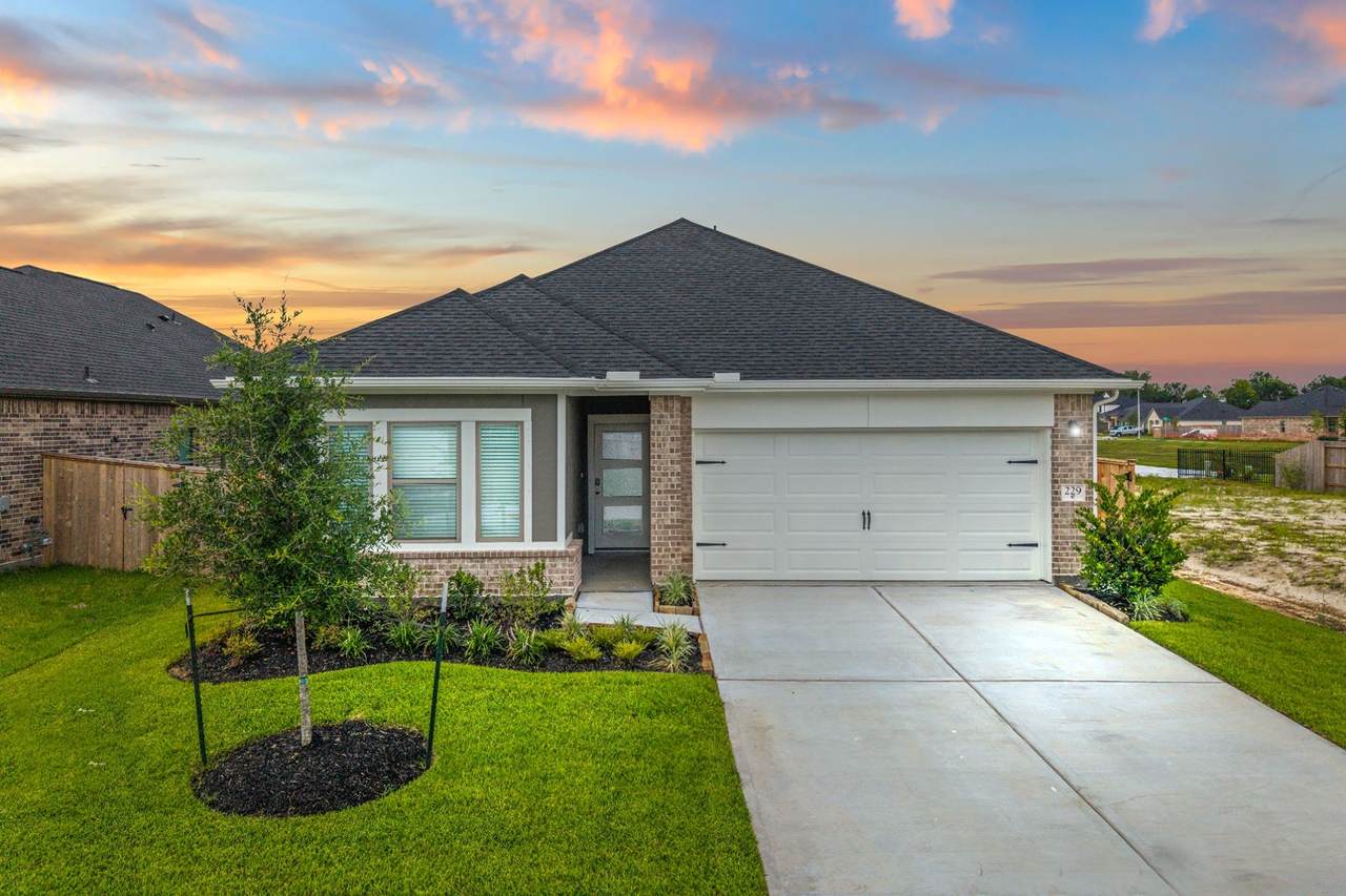 19051 Cetara Villa Drive - Photo 1