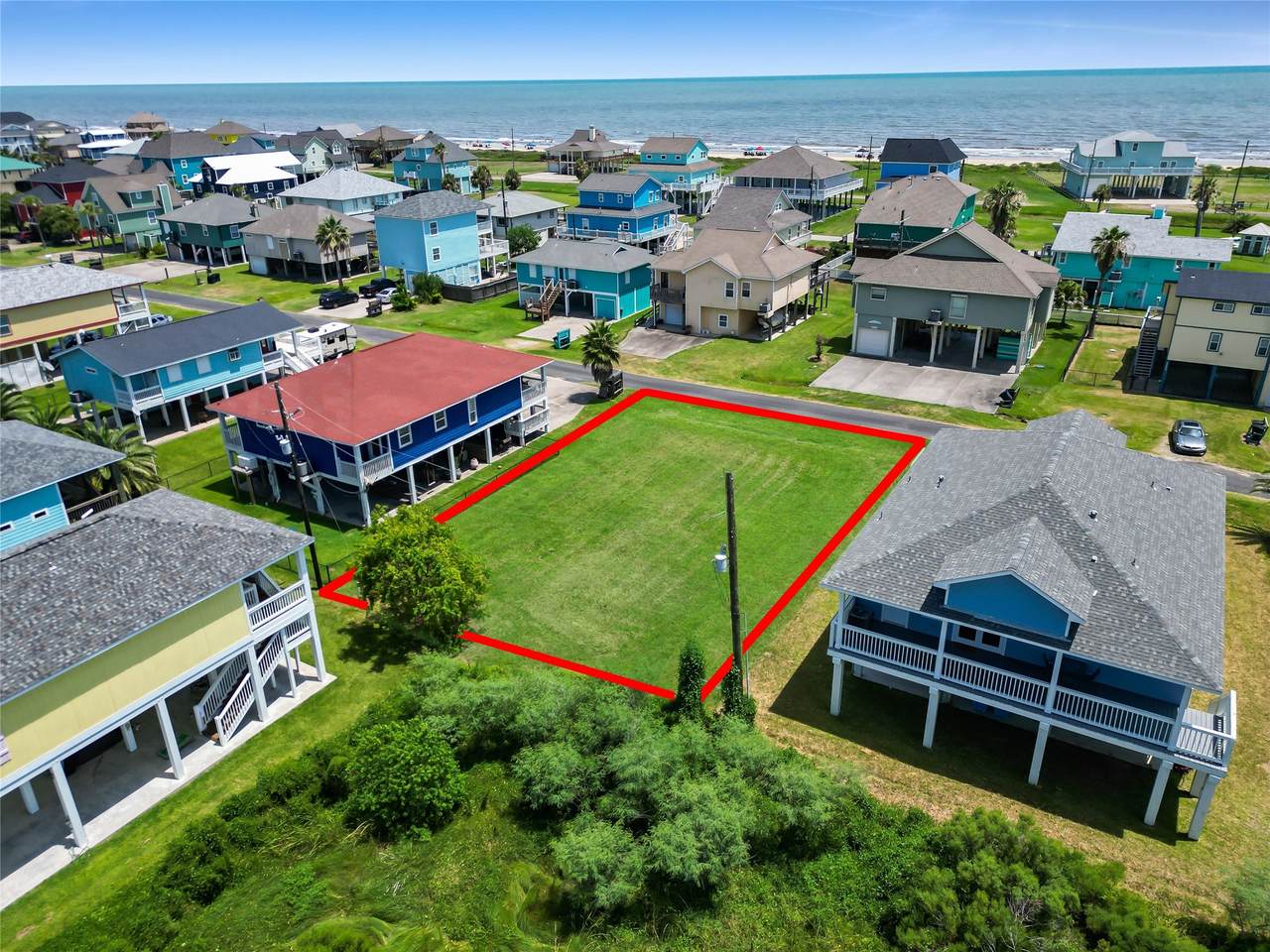 3265 Pirates Cove - Photo 1
