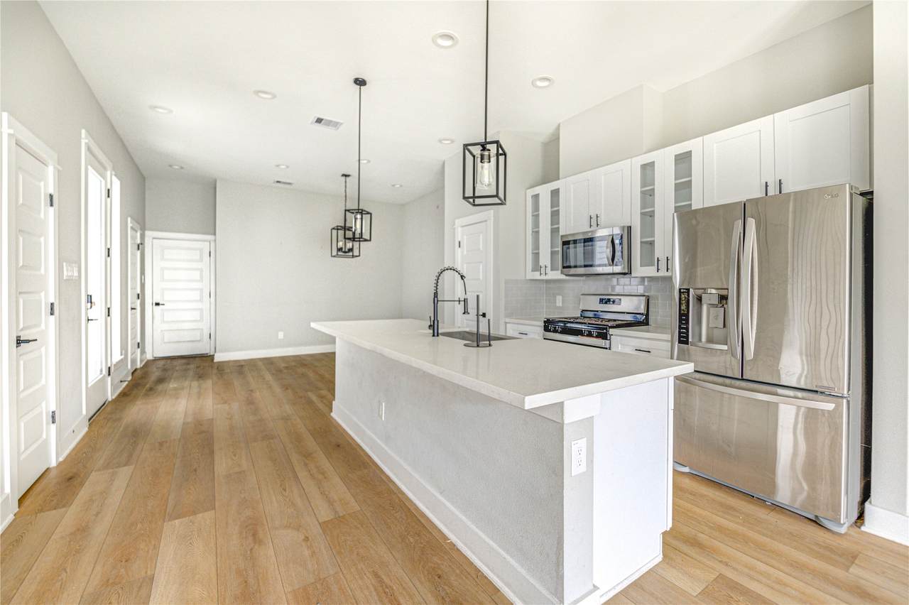 4220 Mckinley Street - Photo 1