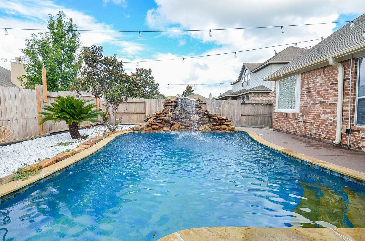 10915 Menaggio Court - Photo 1