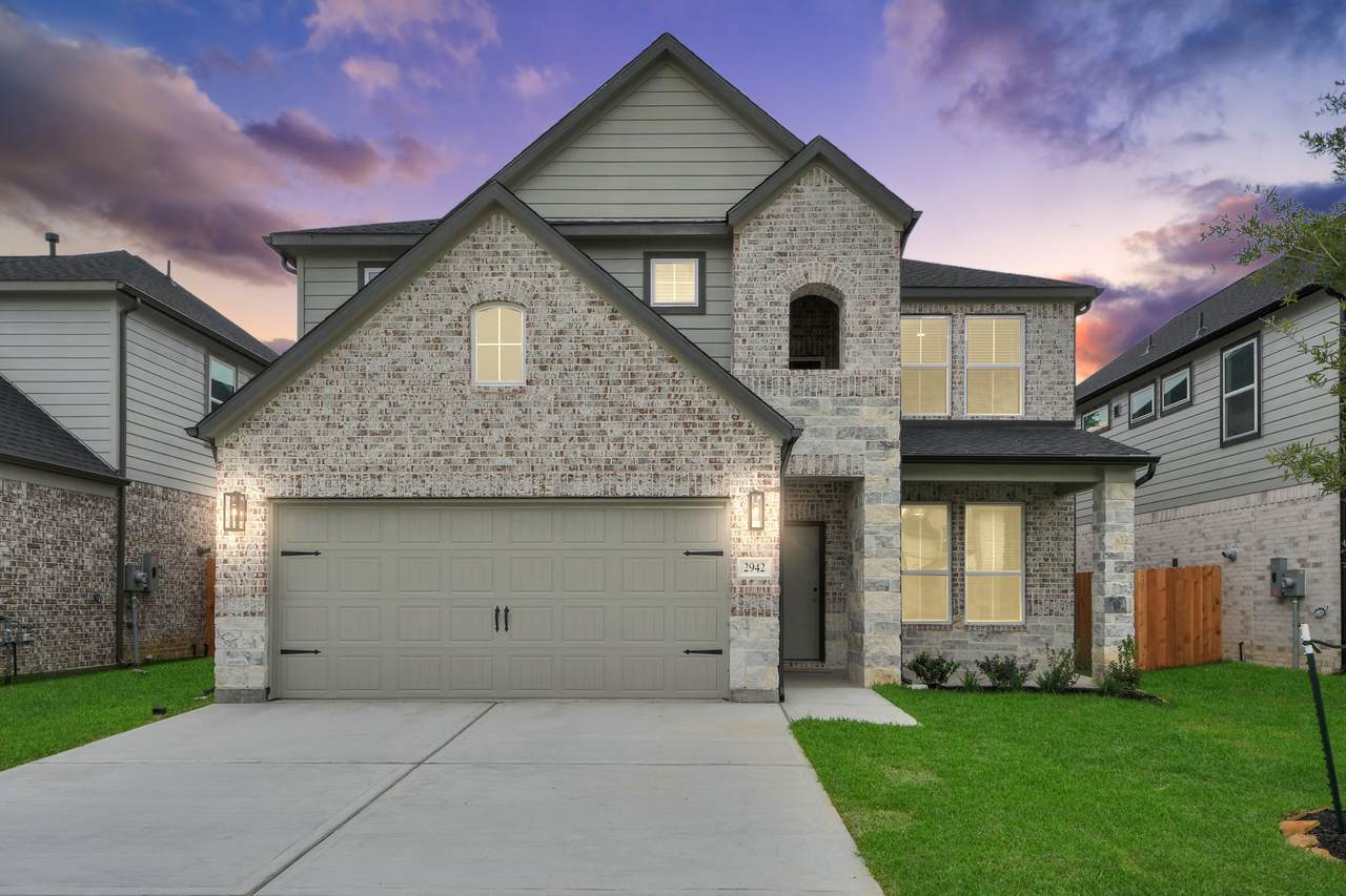 2942 Bury Park Drive - Photo 1