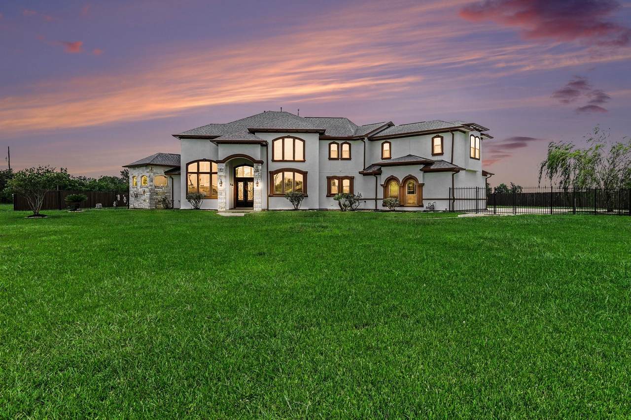 1909 Archer Road - Photo 1