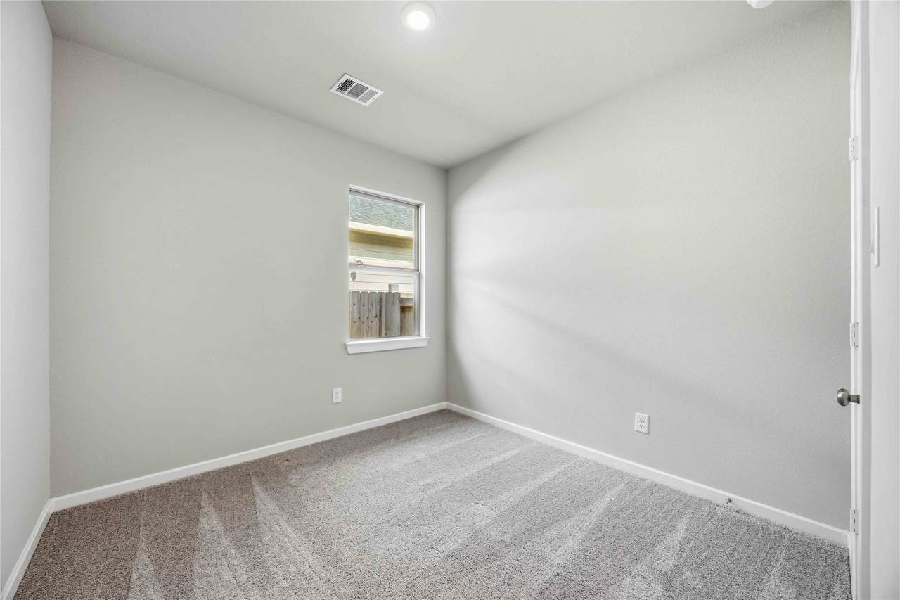 313 Stone Placa Trail - Photo 1