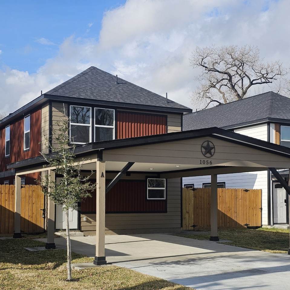 1056 North Ln - Photo 1