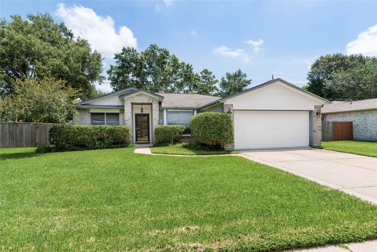 28806 Atherstone Street - Photo 1