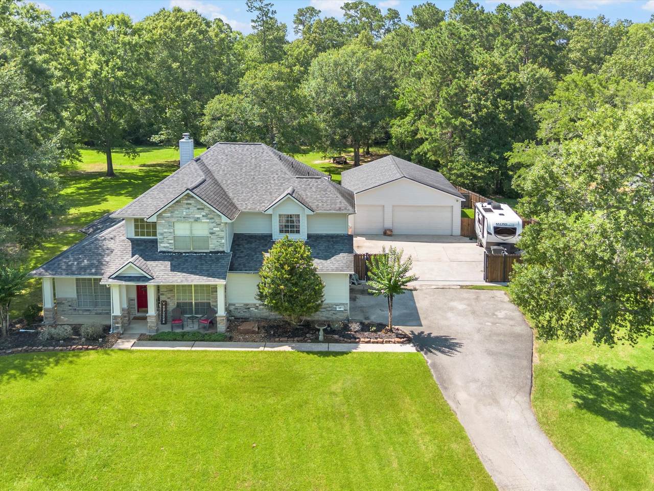 247 Private Road 635 - Photo 1