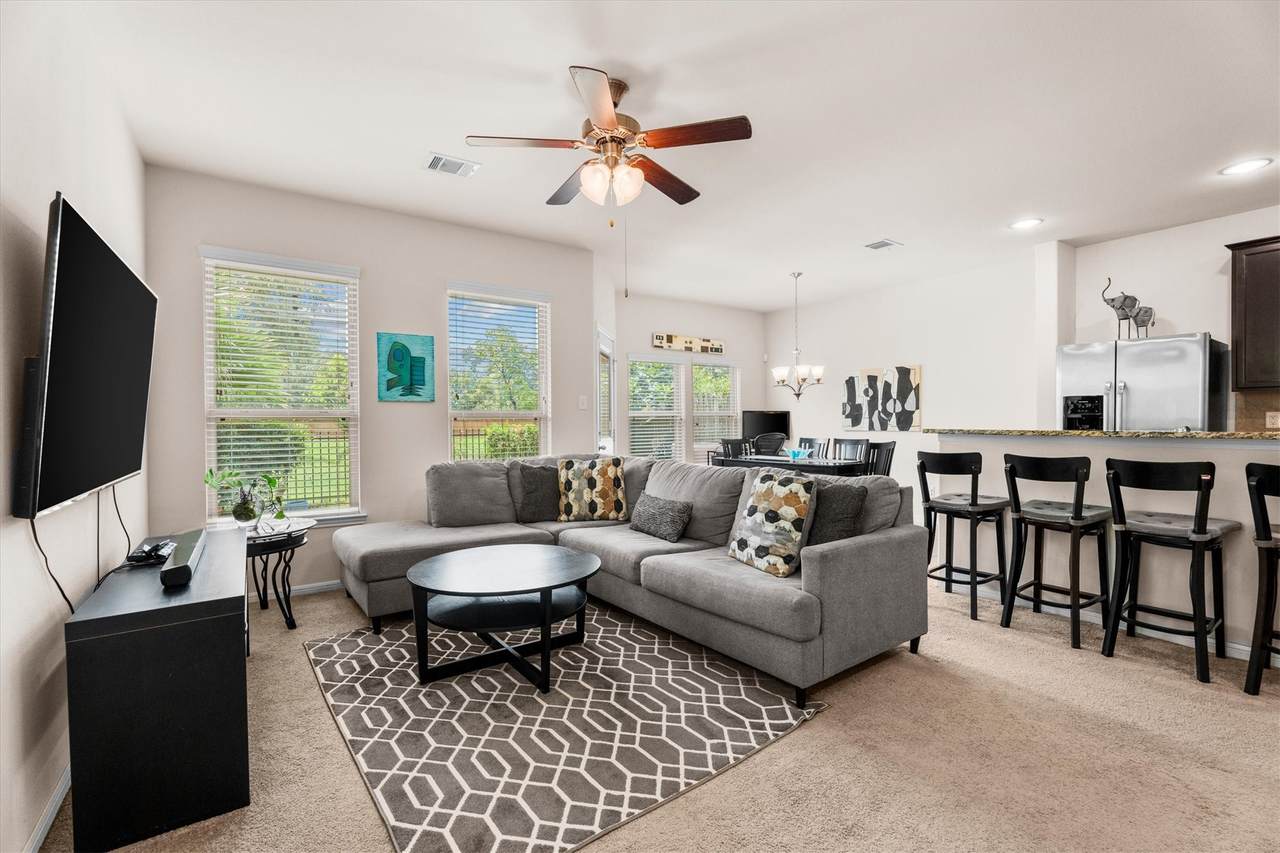 8031 Villa Lago Lane - Photo 1