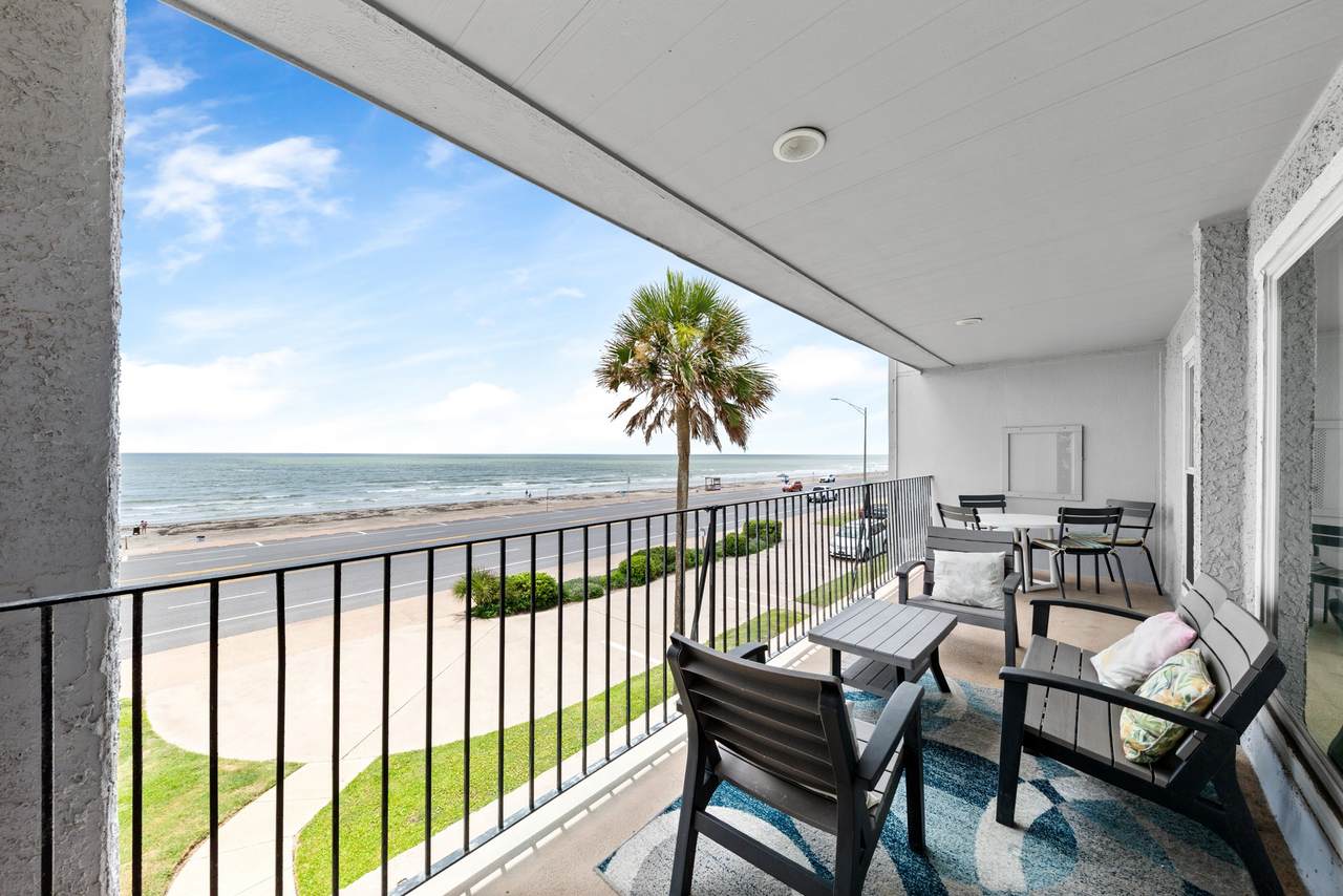7600 Seawall Blvd - Photo 1