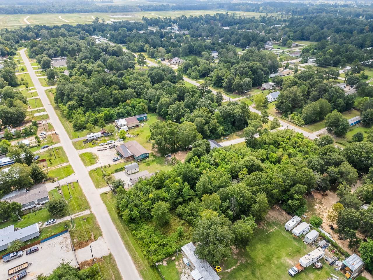 359 County Road 3417 - Photo 1