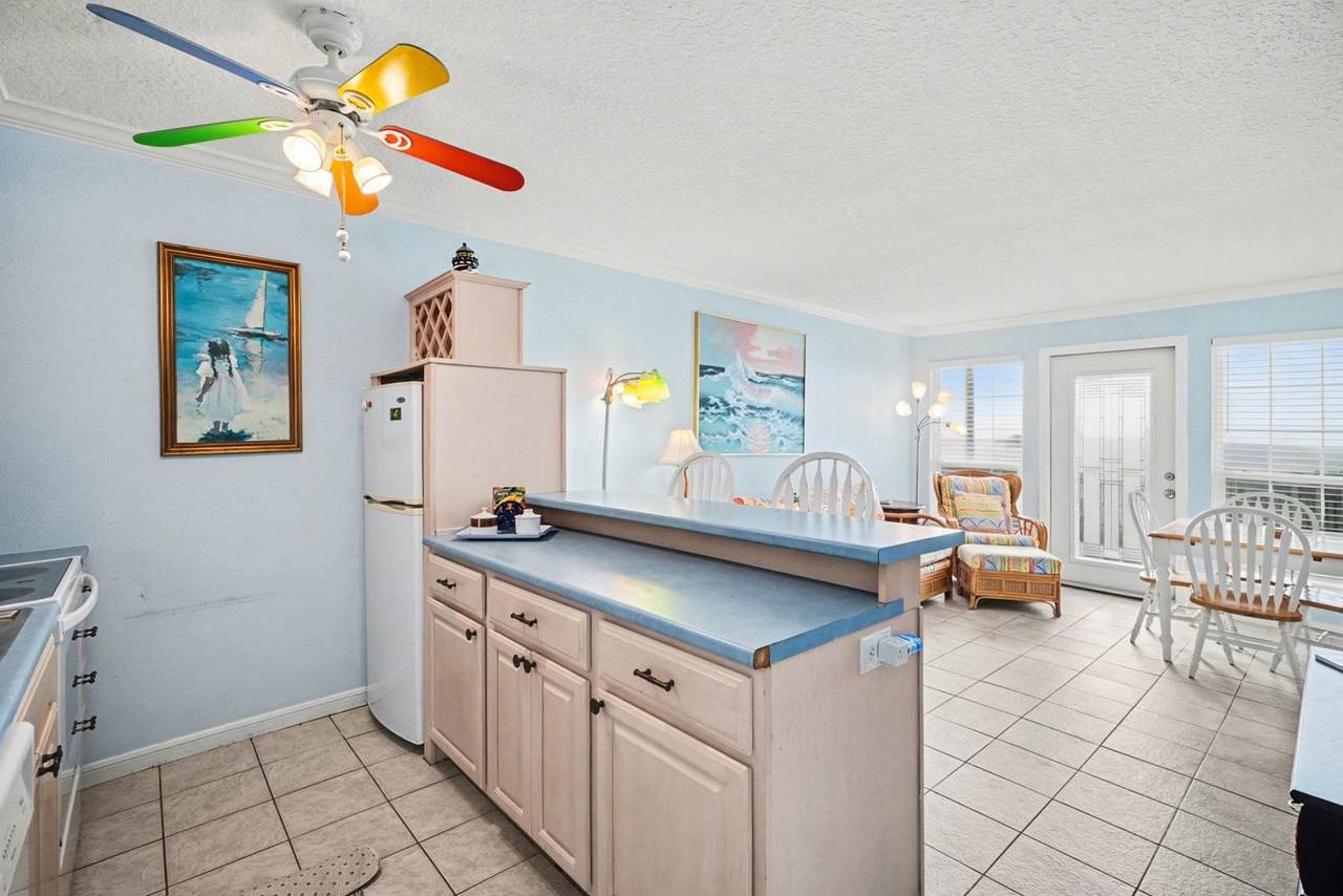 6300 Seawall Blvd Unit 2101 - Photo 1