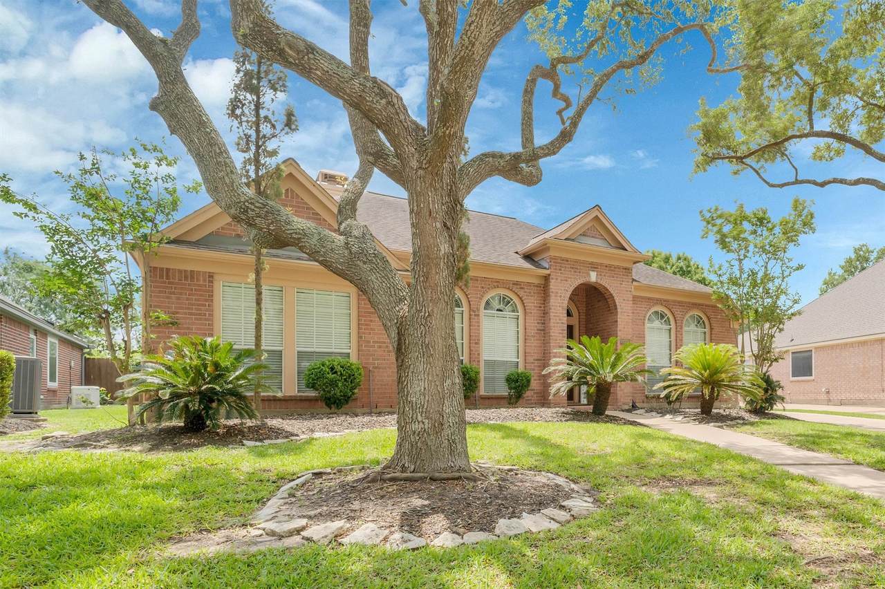 11727 Lochberry Court - Photo 1