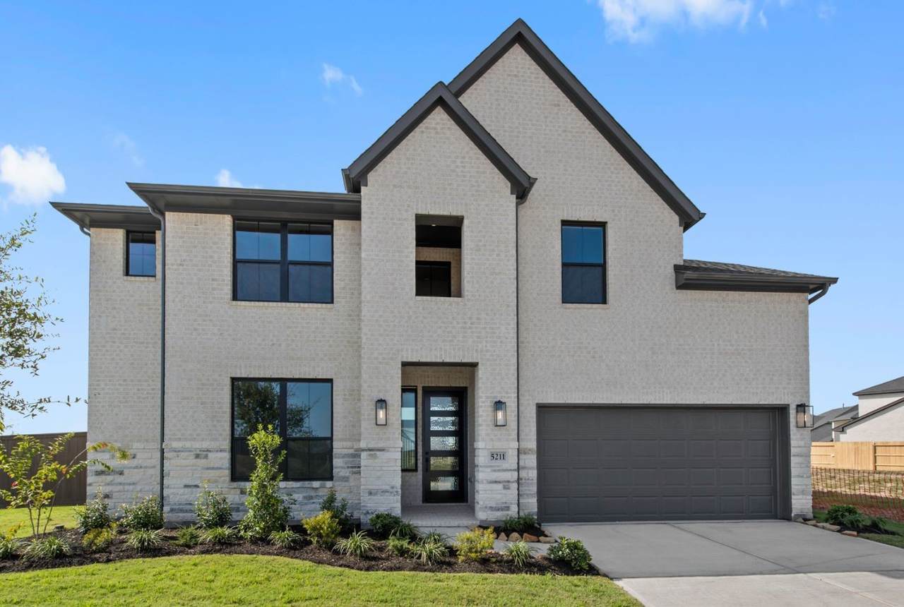 5211 Silk Petal Drive - Photo 1