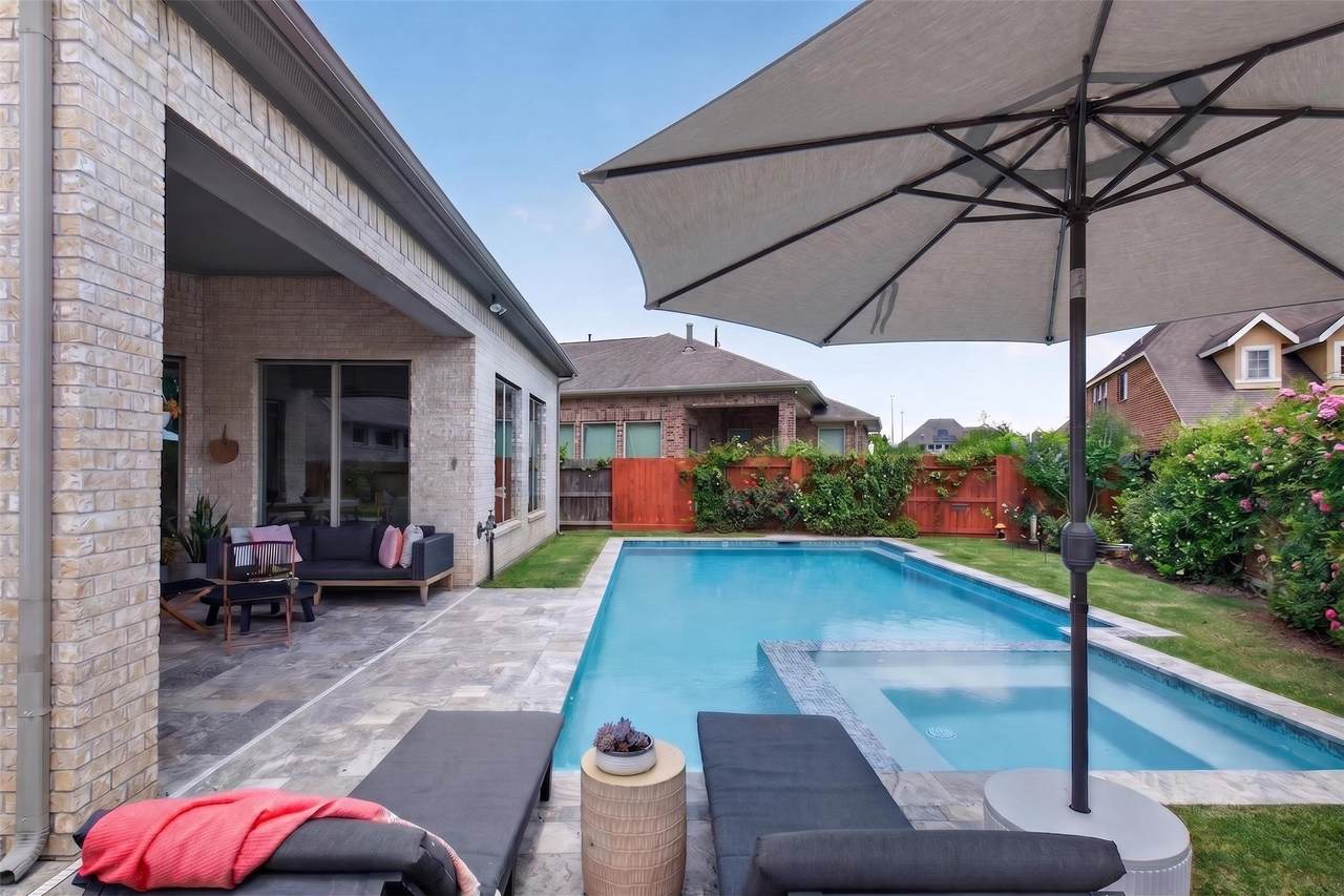 12010 Papaveri Street - Photo 1