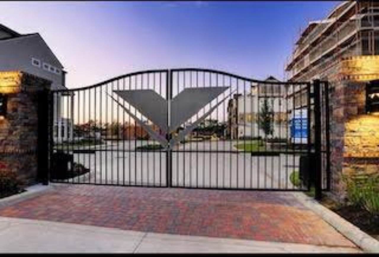 2642 Fountain Key Boulevard - Photo 1