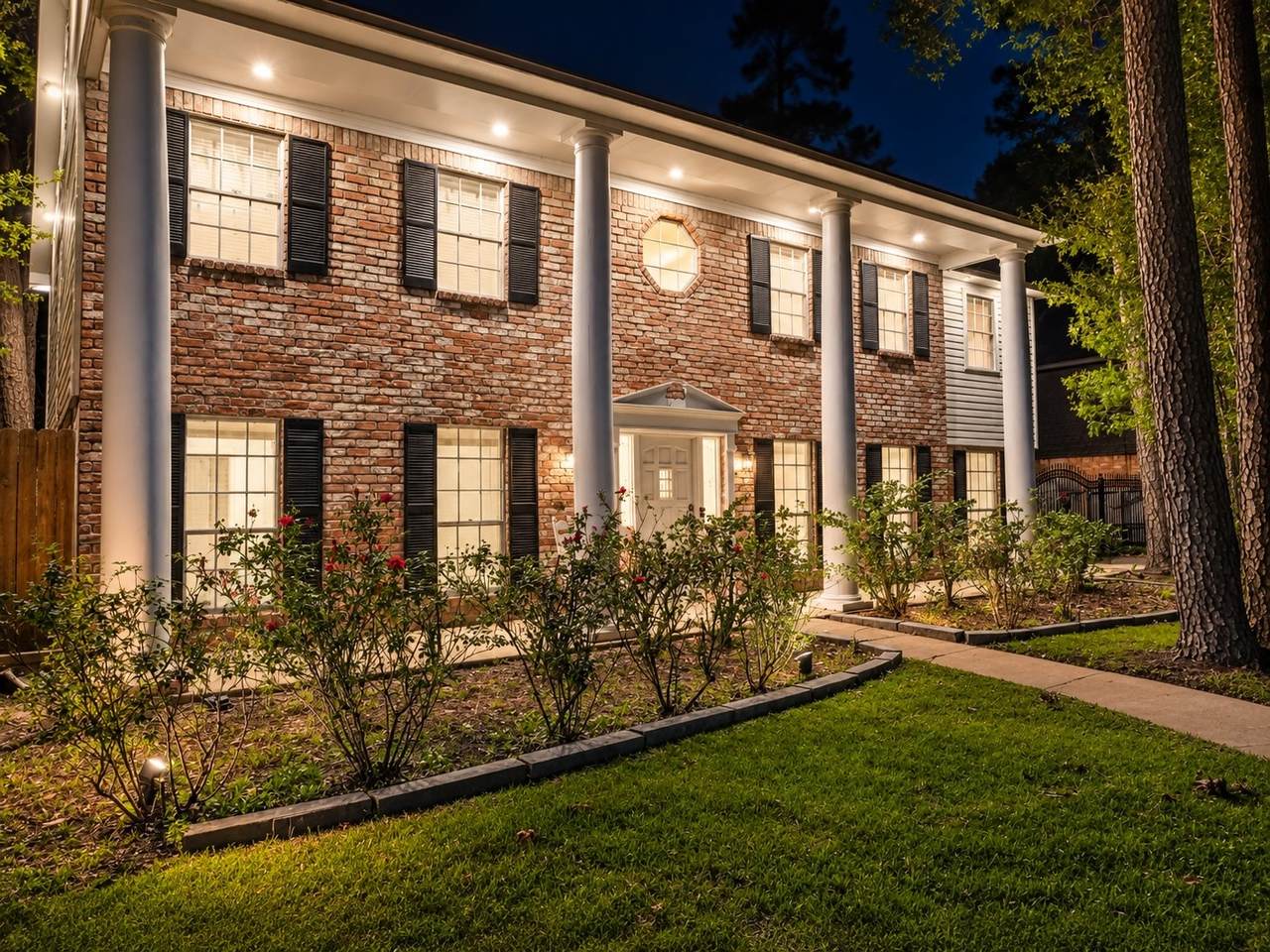 8218 Oak Moss Drive - Photo 1