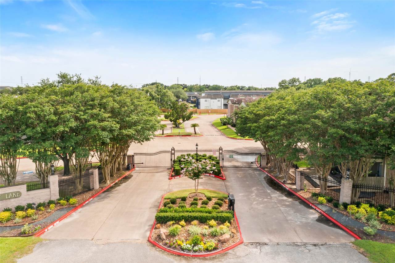 18800 Egret Bay Boulevard - Photo 1