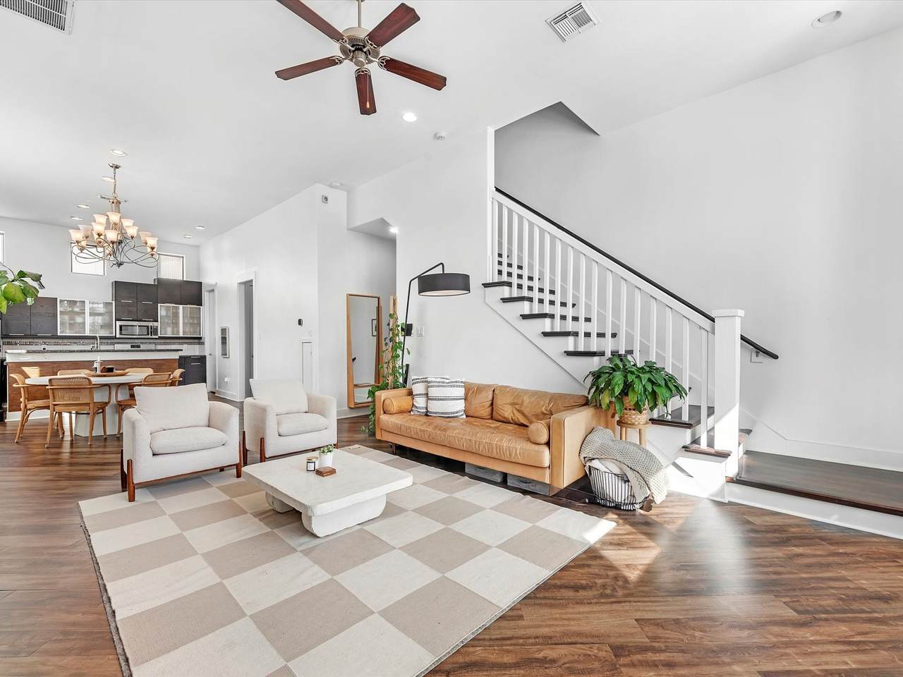 3421 Gillespie Street - Photo 1