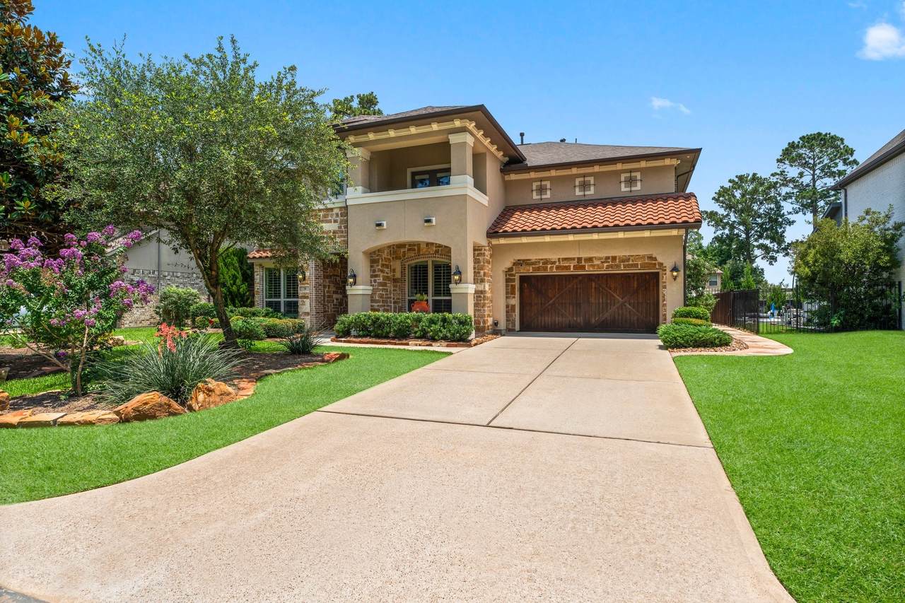 74 Spincaster Drive - Photo 1