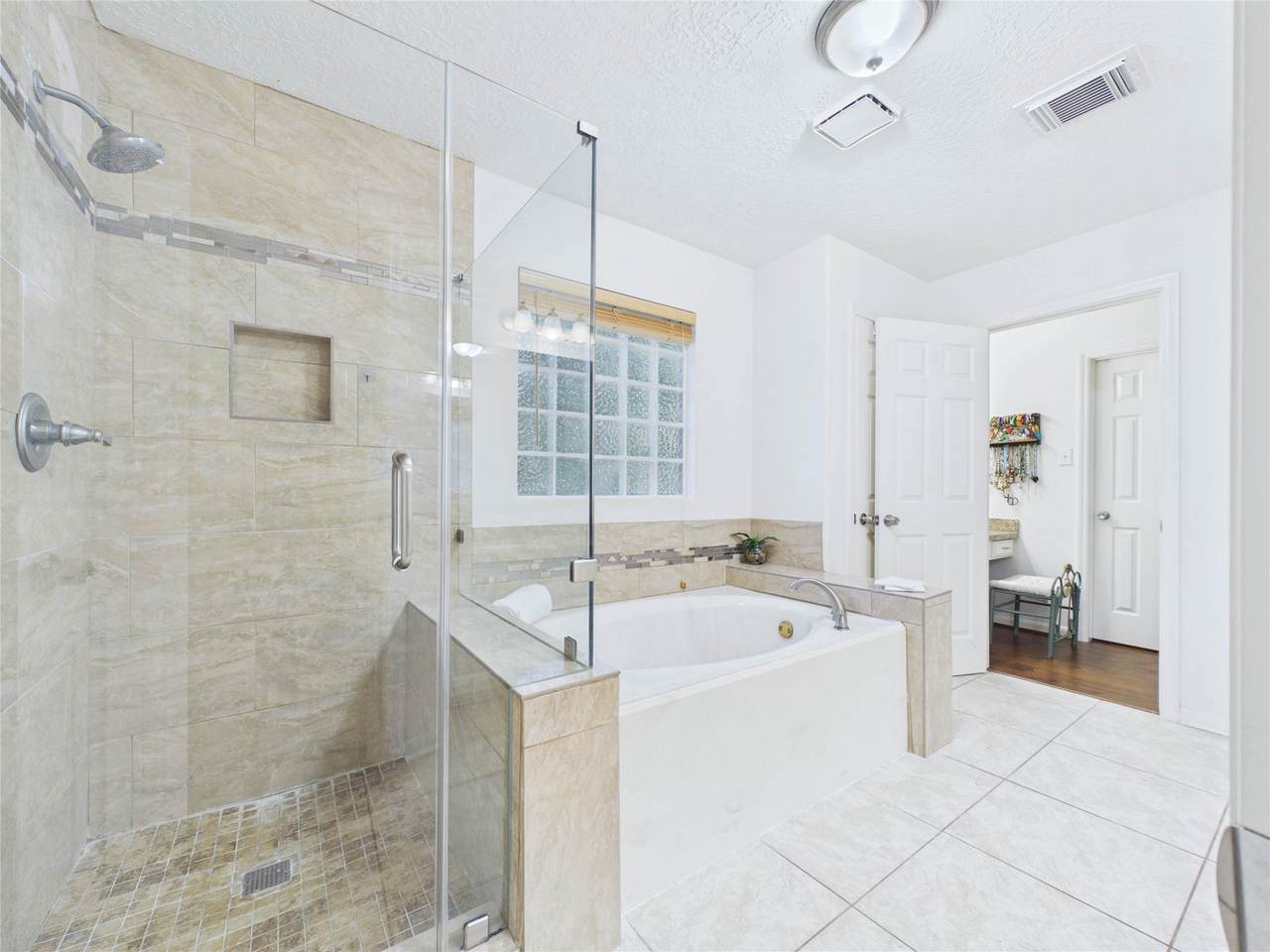 2815 Village Dale Avenue - Photo 1