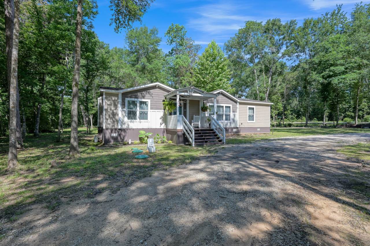 161 Lake Road - Photo 1