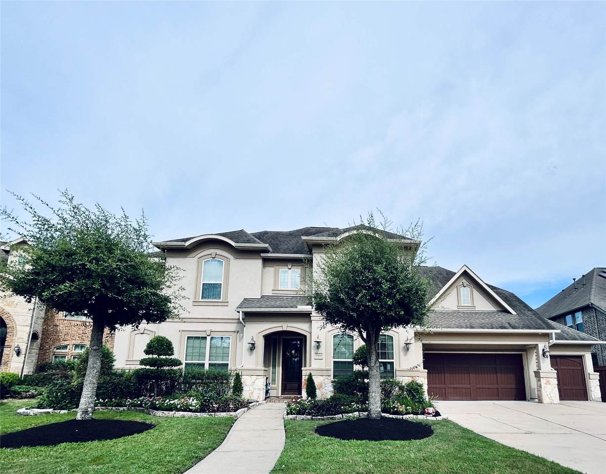 17207 Kilmahew Place - Photo 1