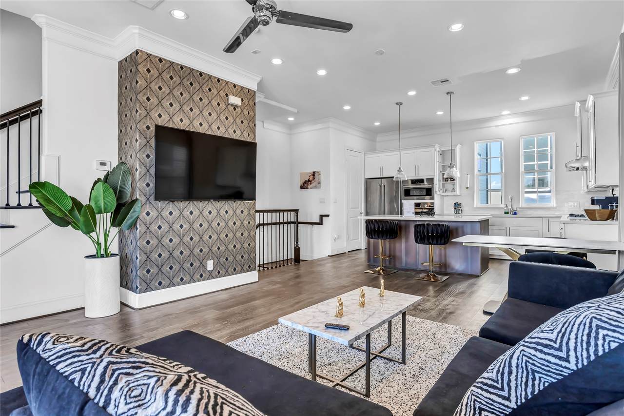 4128 Willowbend Blvd - Photo 1