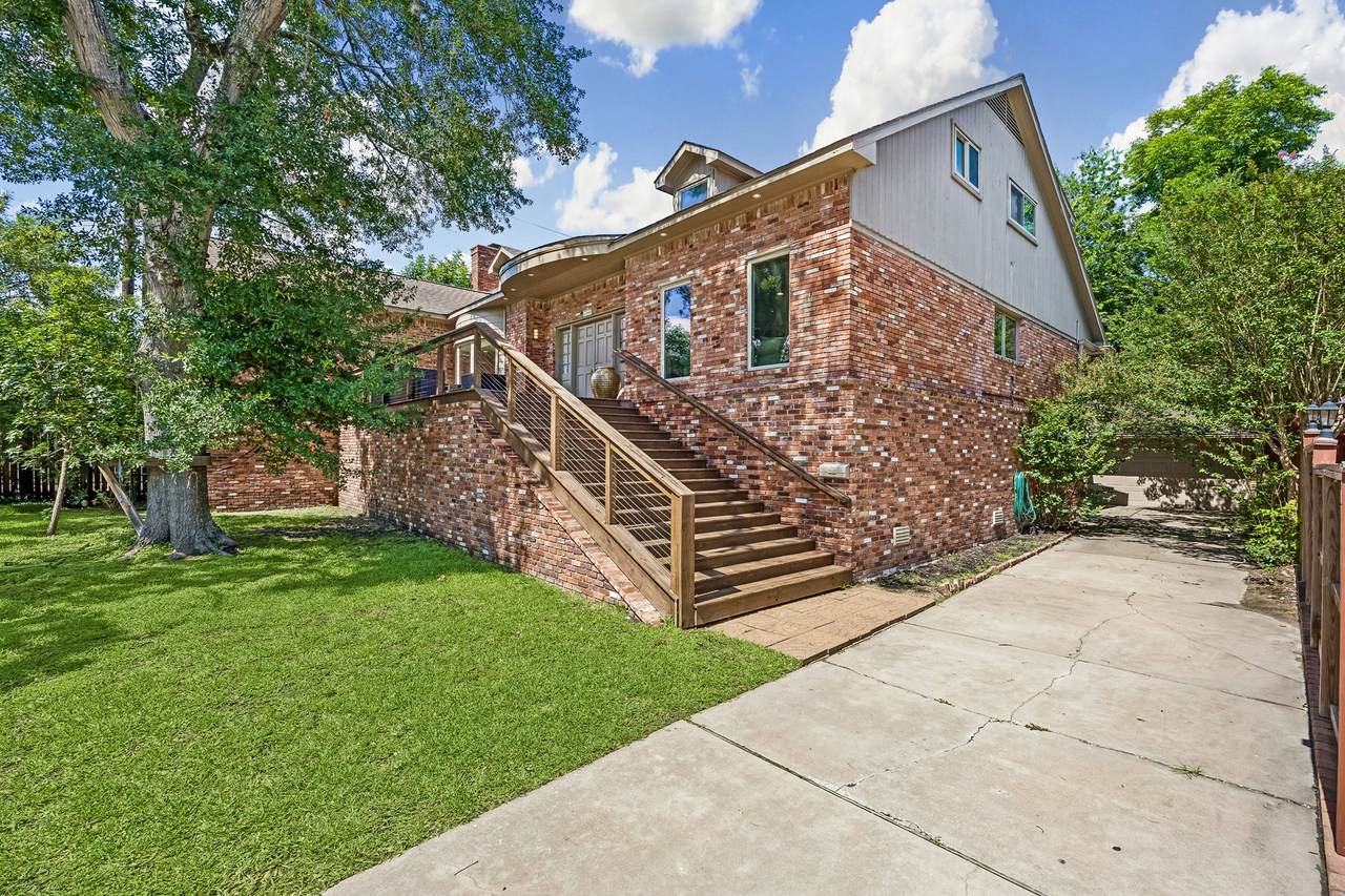 9703 Oasis Drive - Photo 1