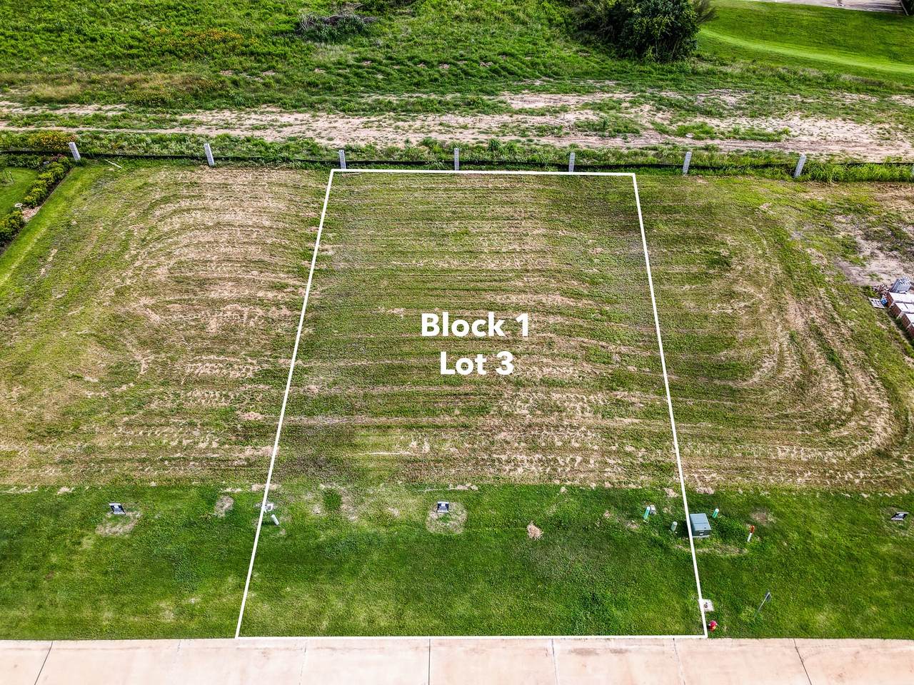 2435 Oak Hollow Lane - Photo 1