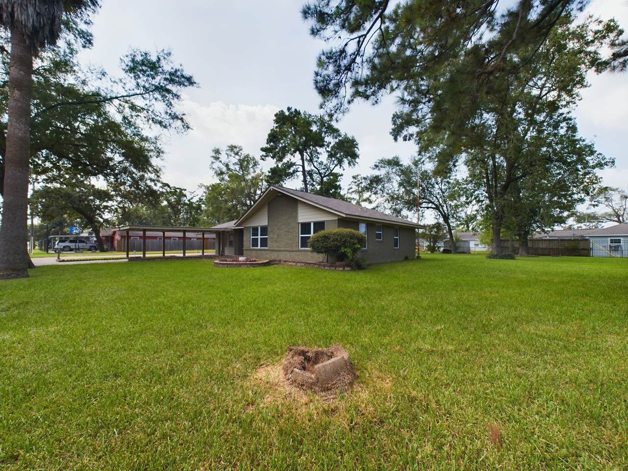 9117 Richland Drive - Photo 1
