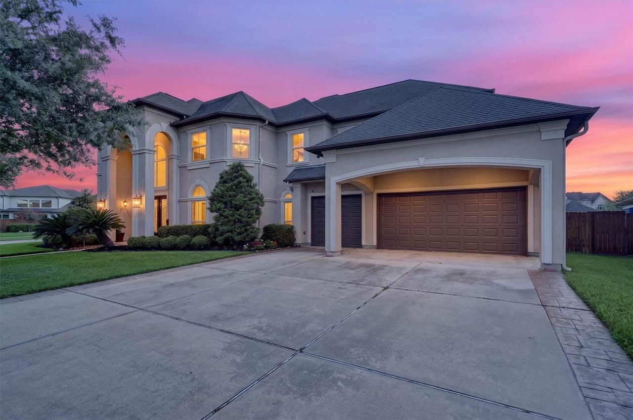 11410 Via Fontana Court - Photo 1
