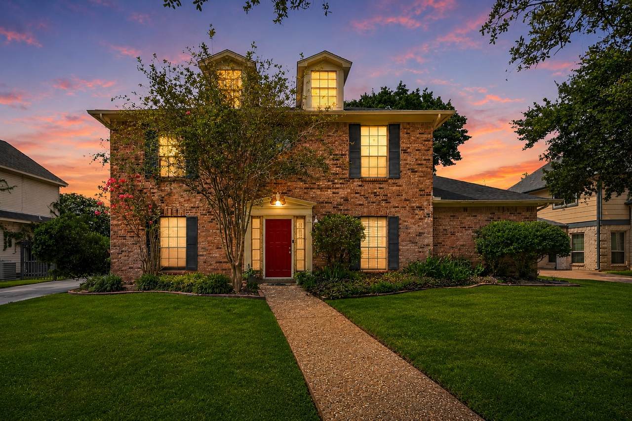 18234 Oakhampton Drive - Photo 1