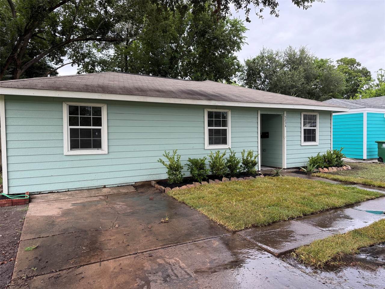 5234 Ripplebrook Drive - Photo 1