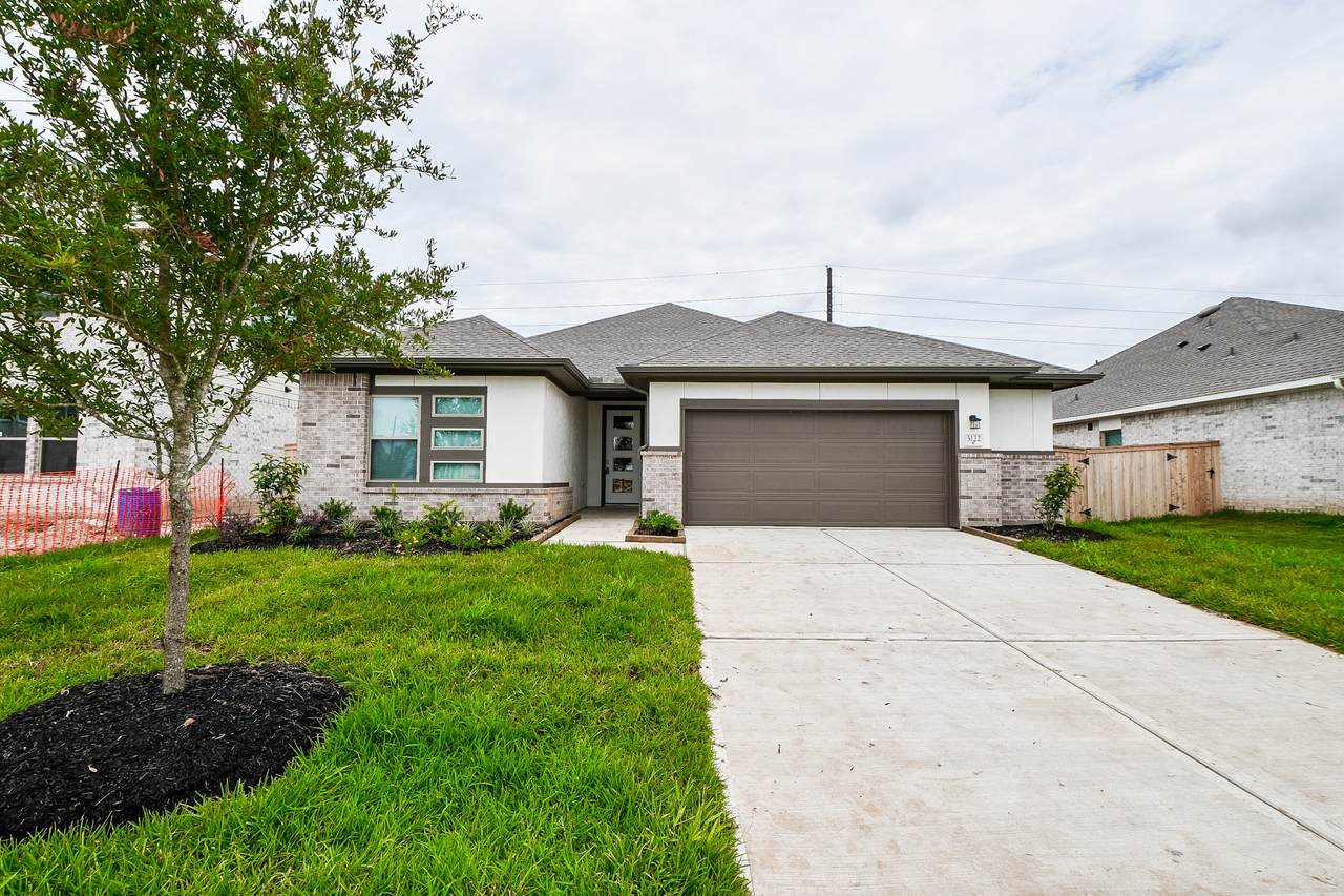 5122 Juniper Lagoon - Photo 1