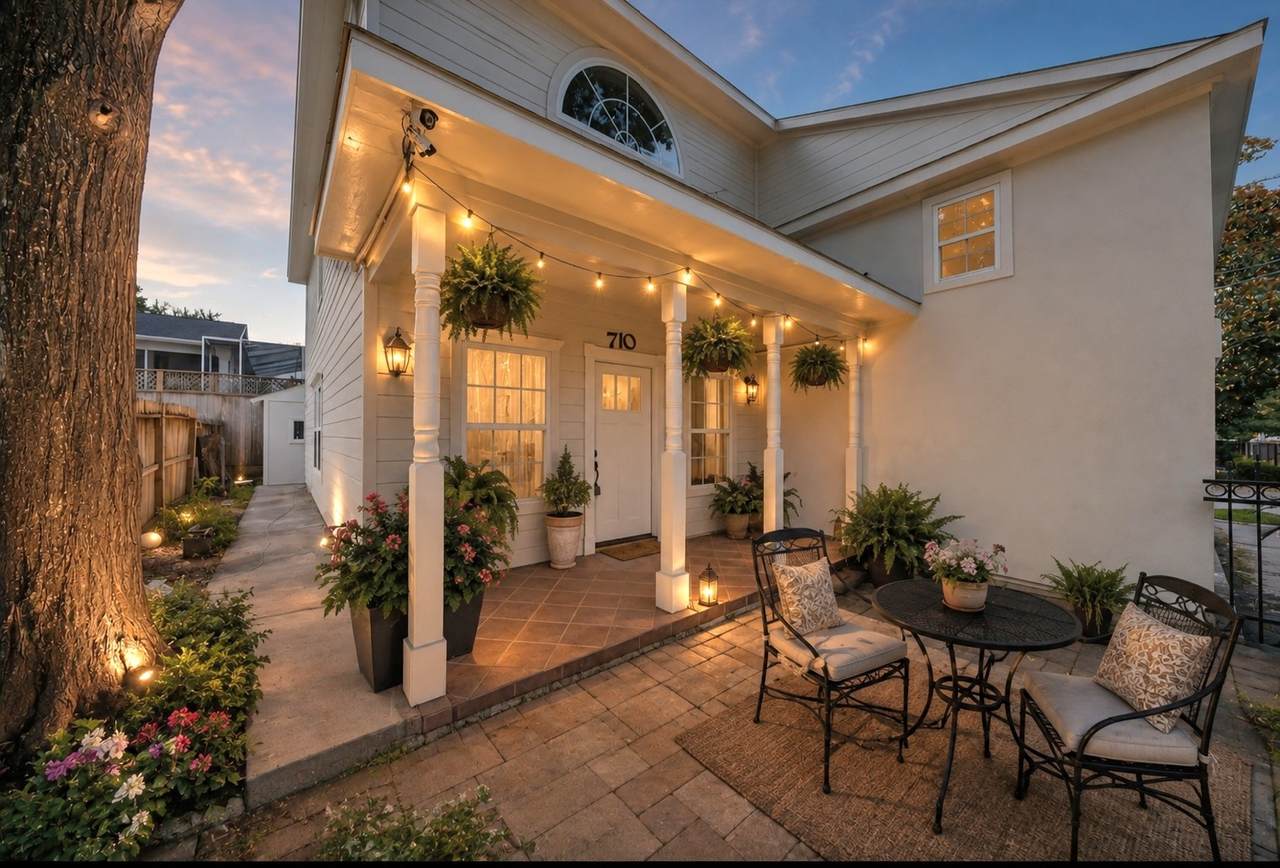 710 10th Street - Photo 1