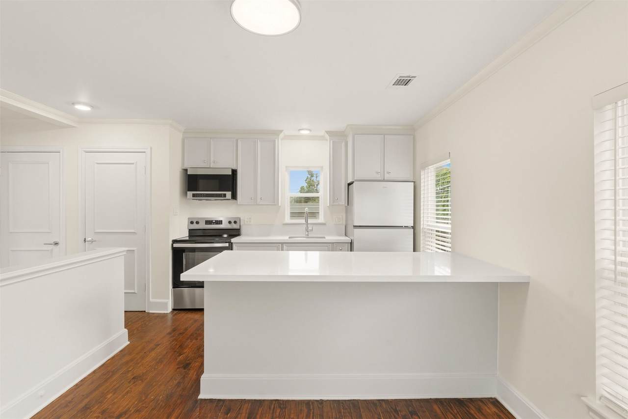 612 1/2 Alabama Street - Photo 1