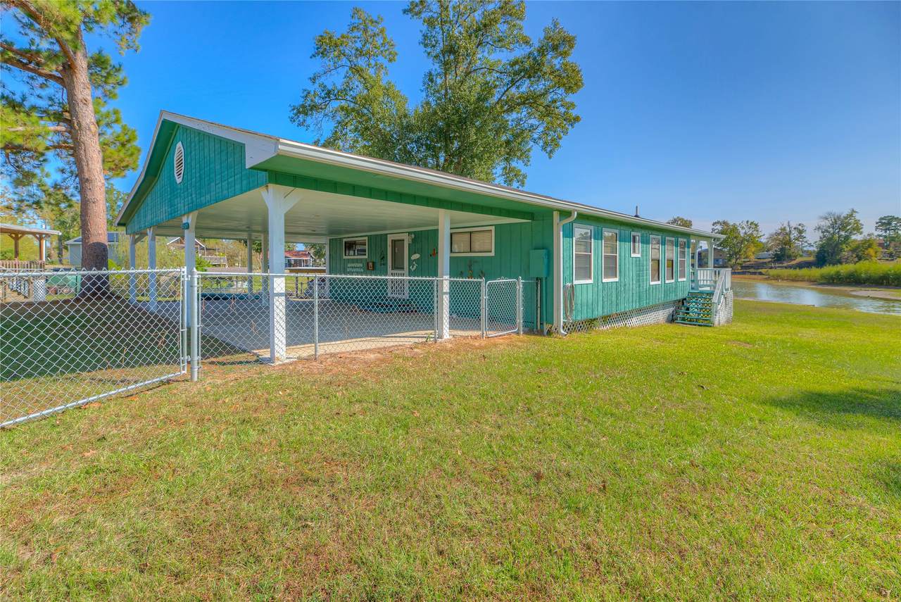 1575 Yaupon Cove Drive - Photo 1