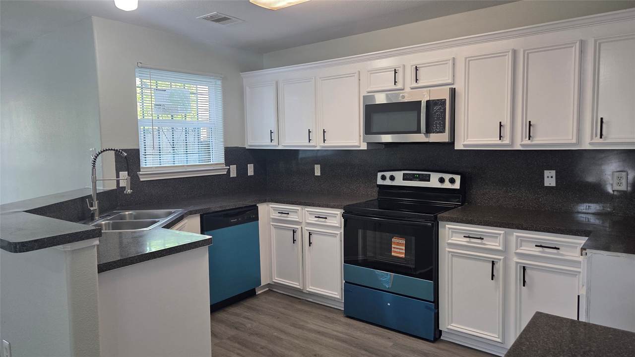 4121 Mallow Street - Photo 1