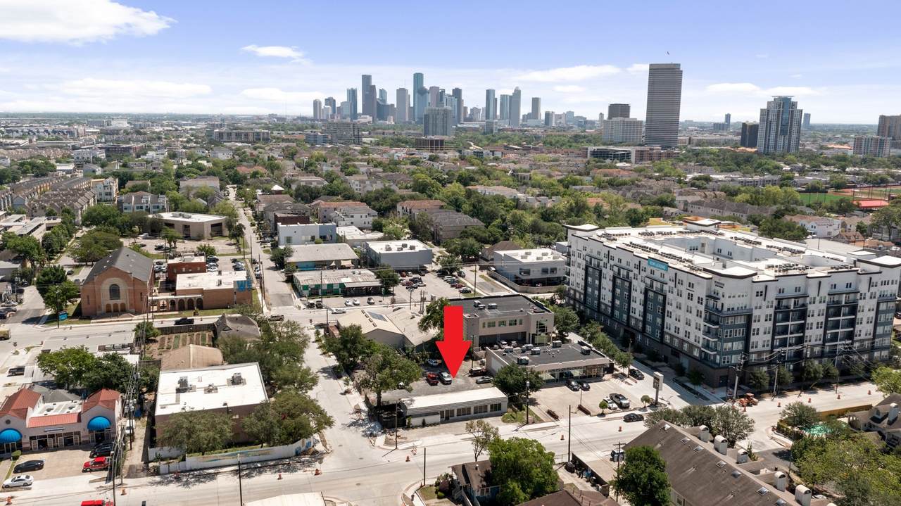 722 Durham Drive - Photo 1