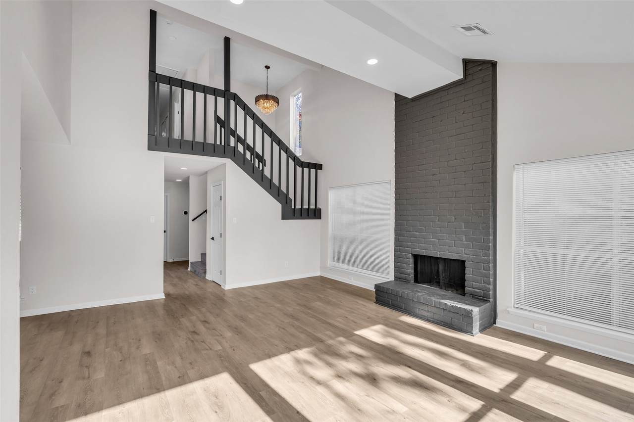 1907 Trixie Lane - Photo 1