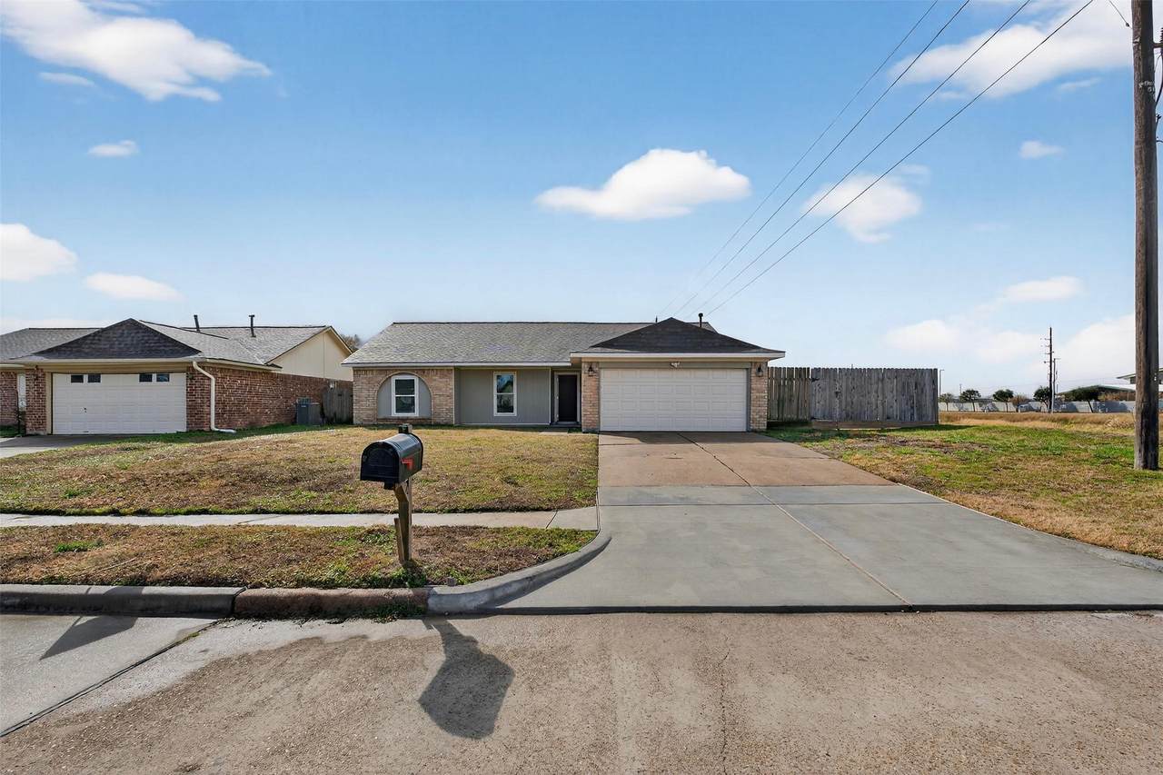 21147 Carmel Valley Drive - Photo 1