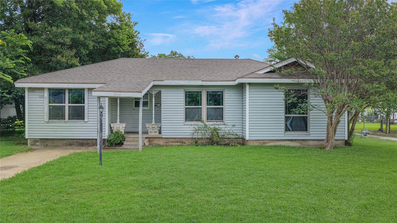 1536 Celeste Drive - Photo 1